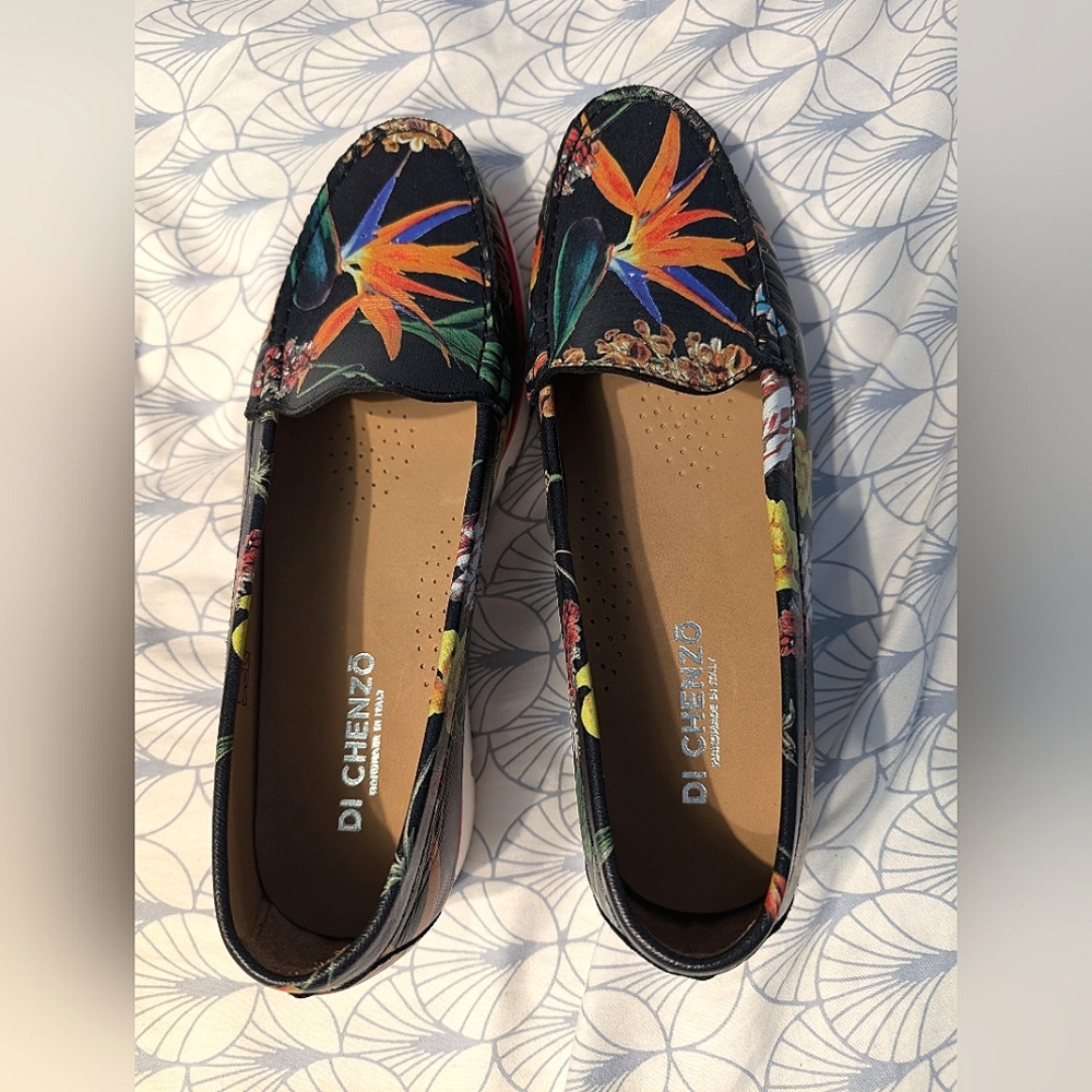 Women's Di Chenzo Floral Loafers - Black
